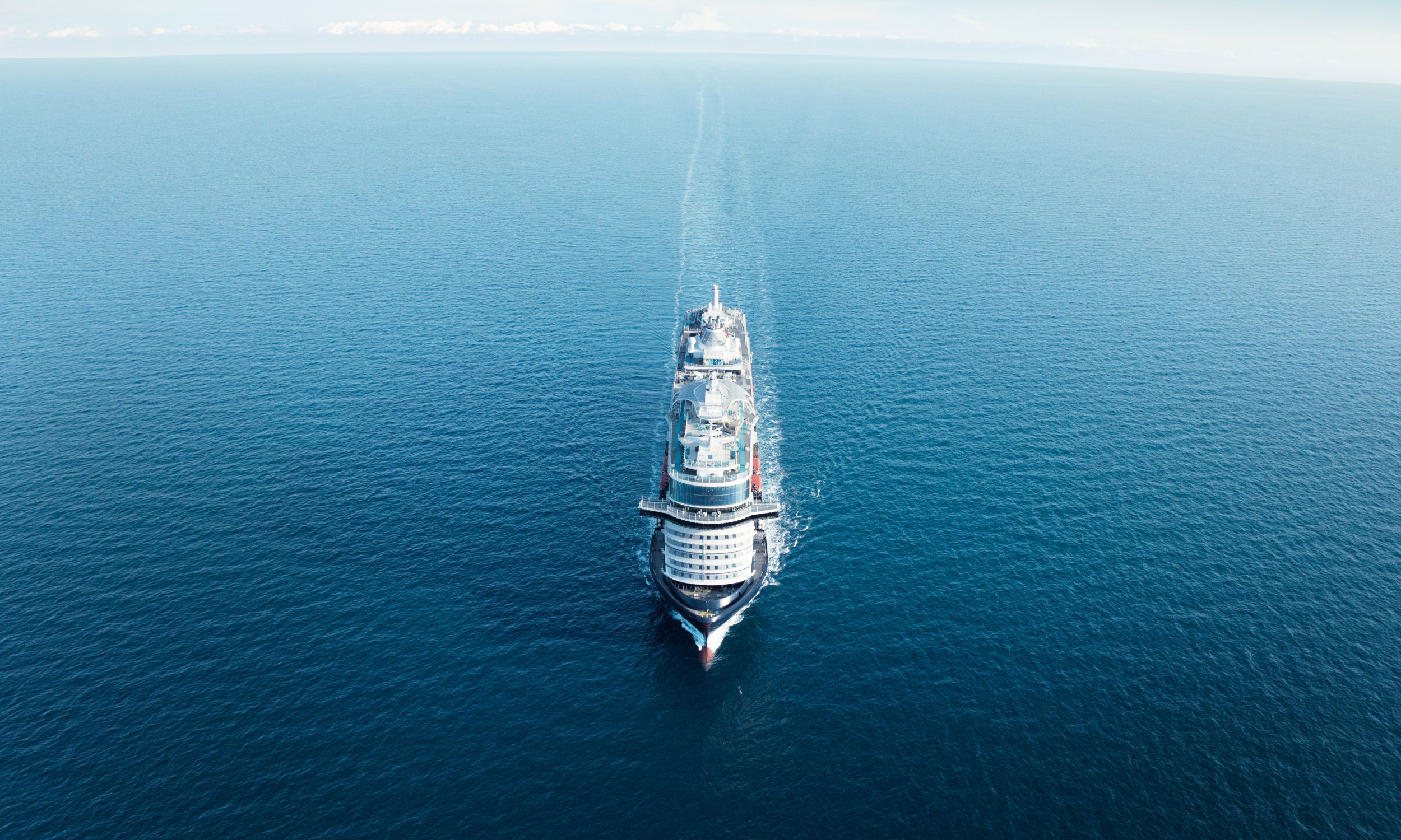 Mein Schiff Flow Drohnenaufnahme frontal