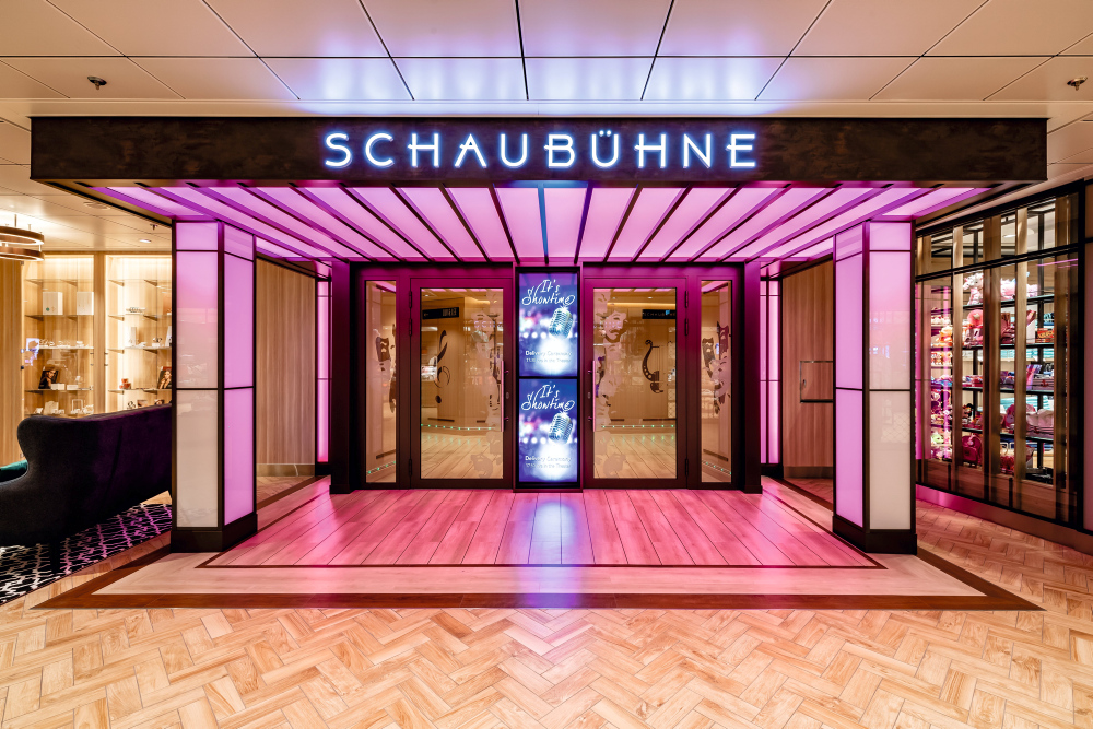 Eingangstüren von der Schaubühne