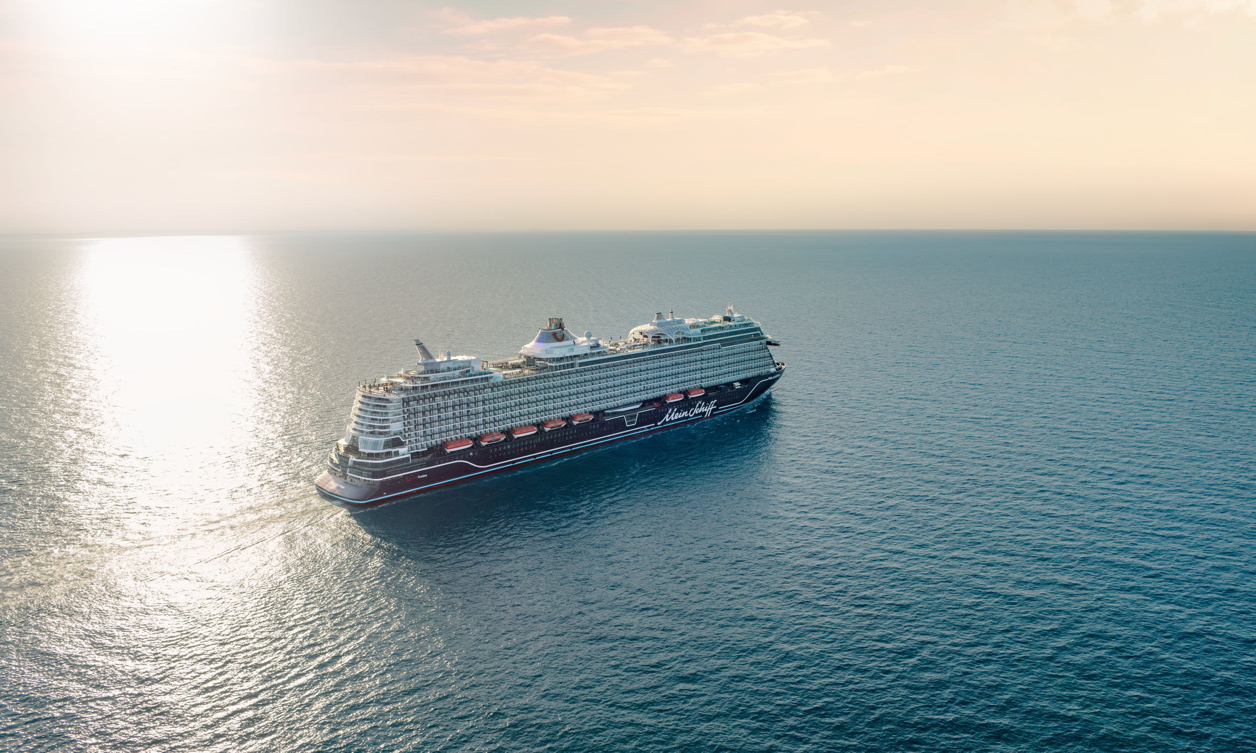 Schiffsmotiv Mein Schiff Flow Heckansicht Schiffsmotiv Mein Schiff Flow Heckansicht
