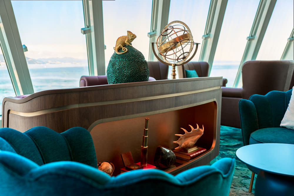 Captain’s Bar