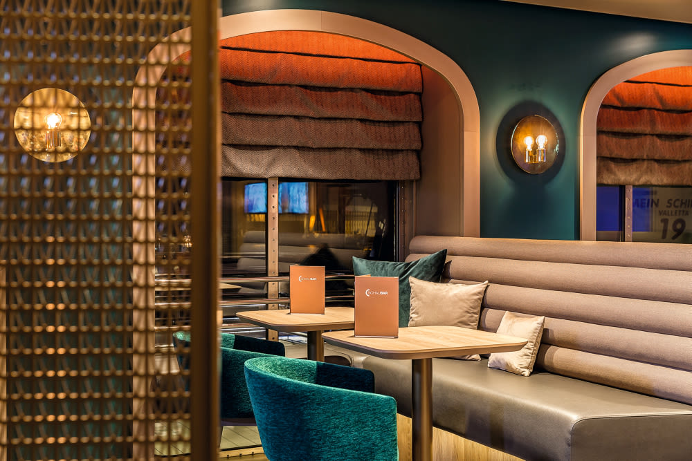 Schau Bar