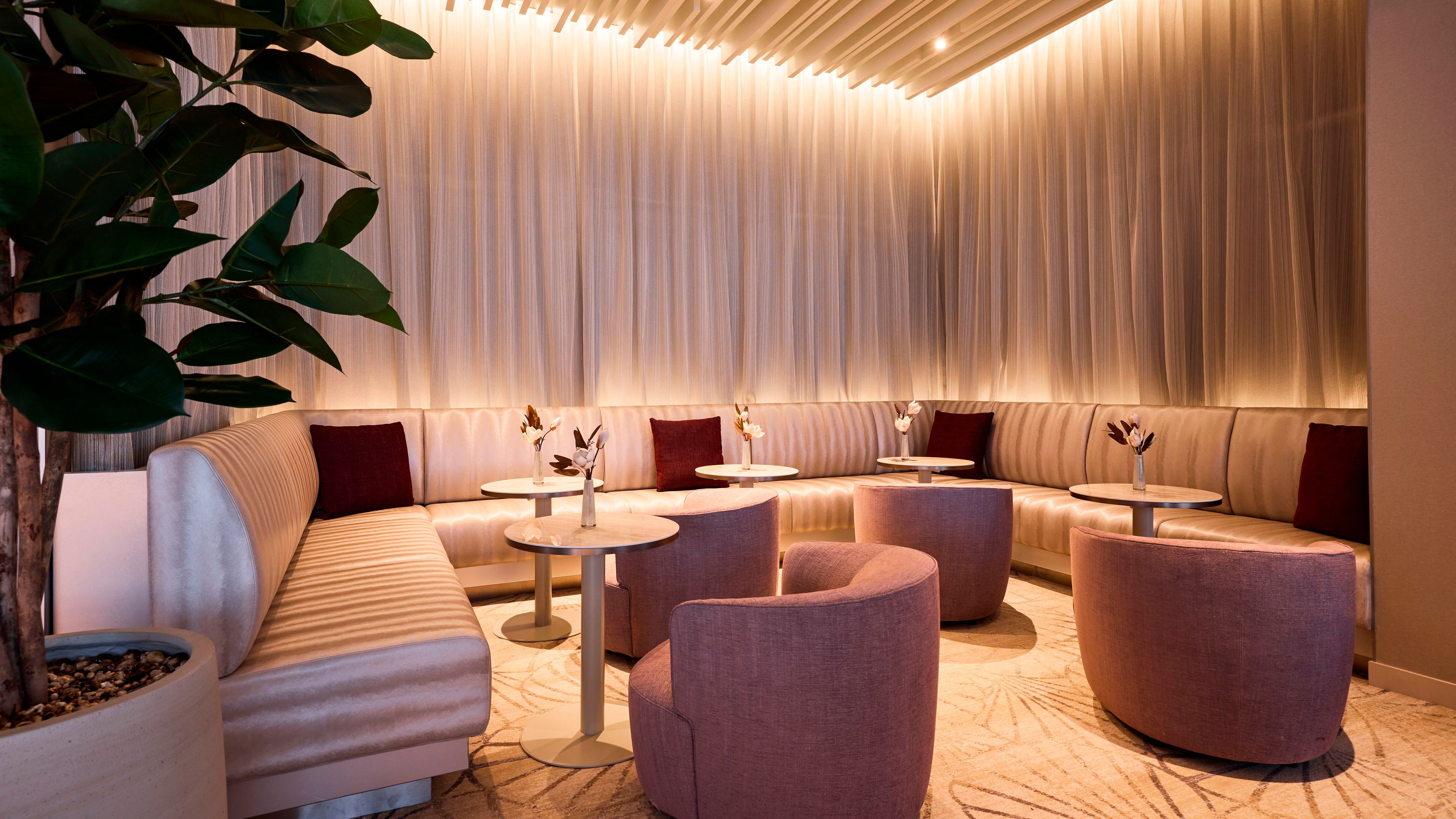 X-Lounge