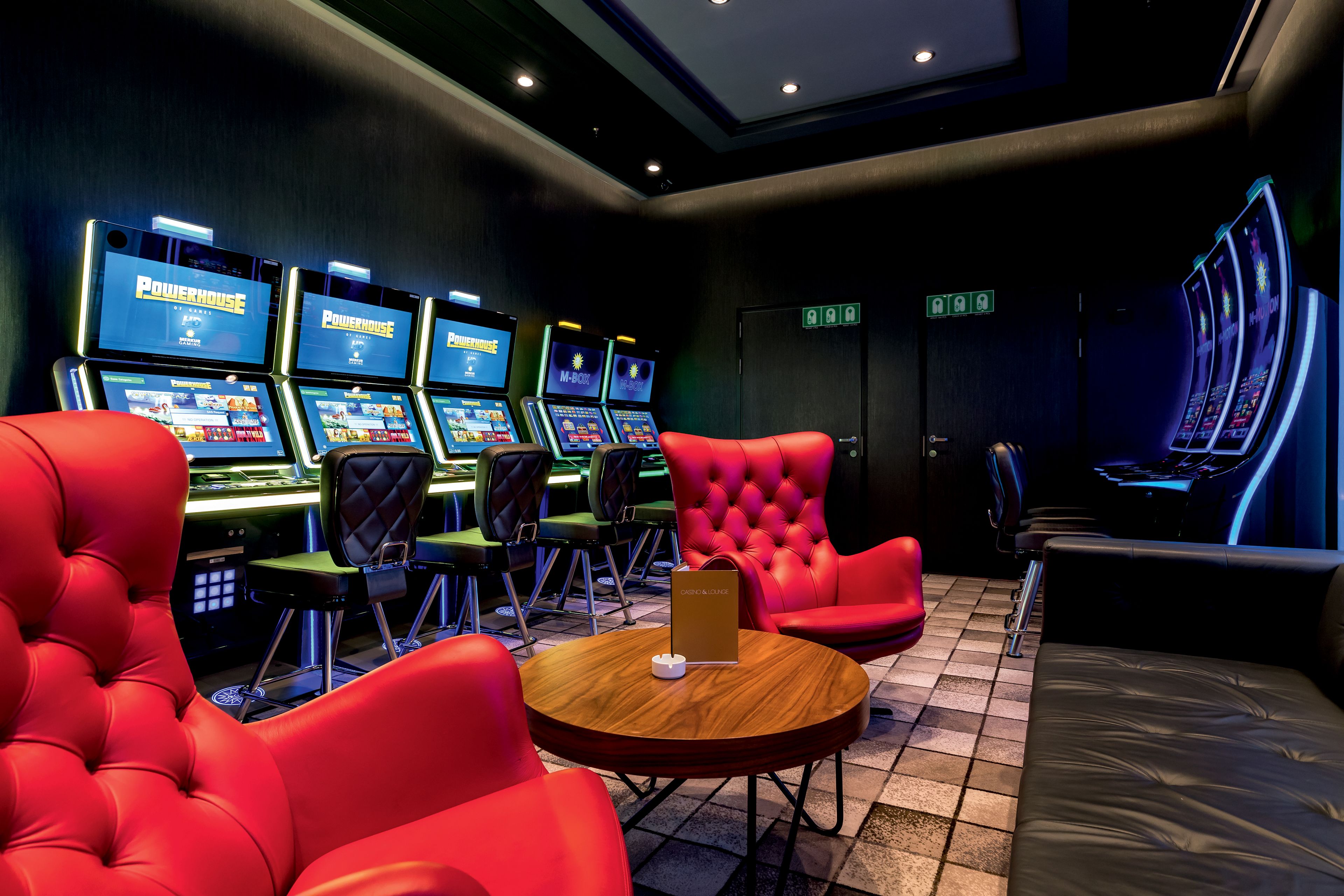 Casino & Lounge