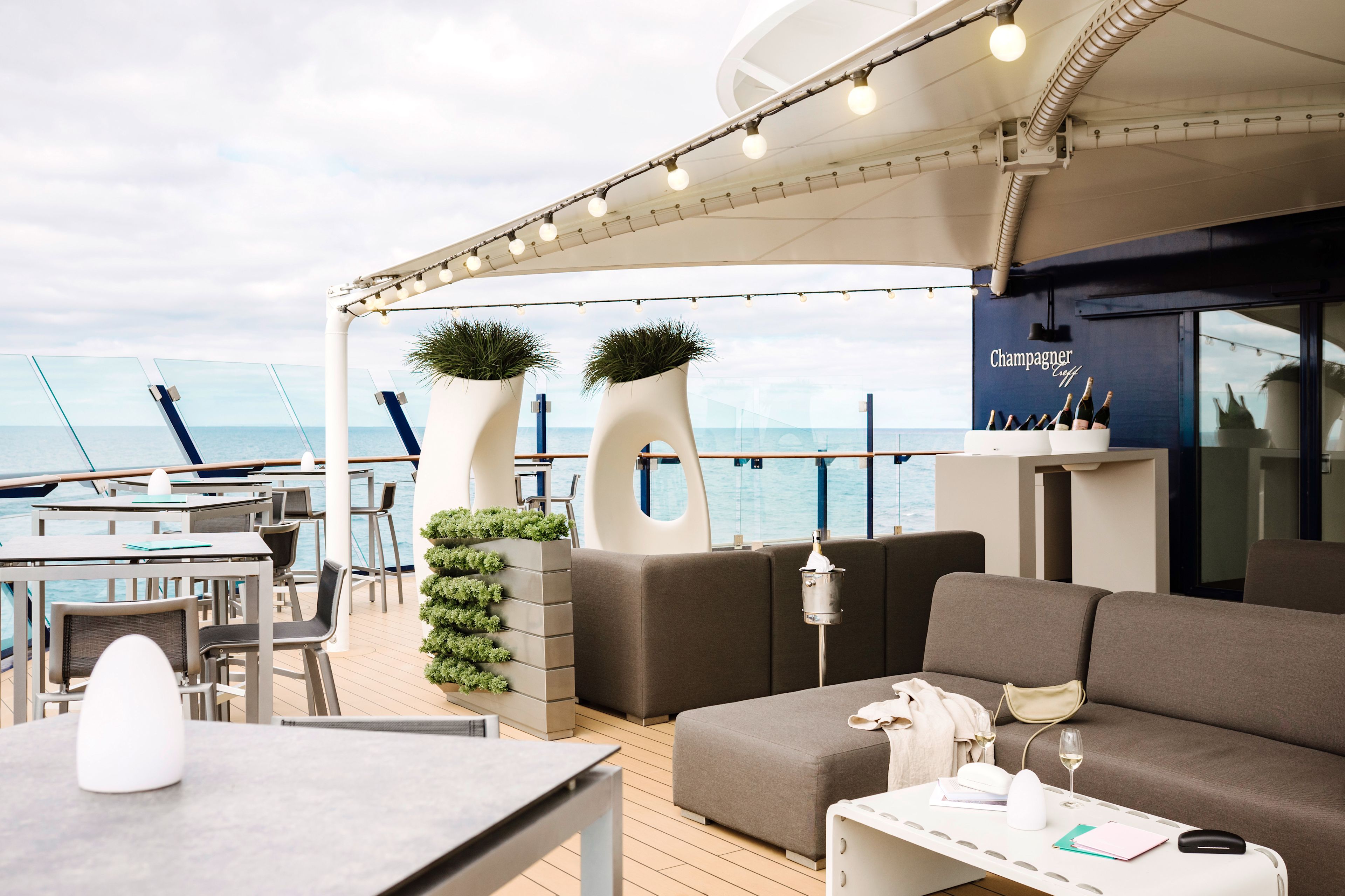 Champagne Bar