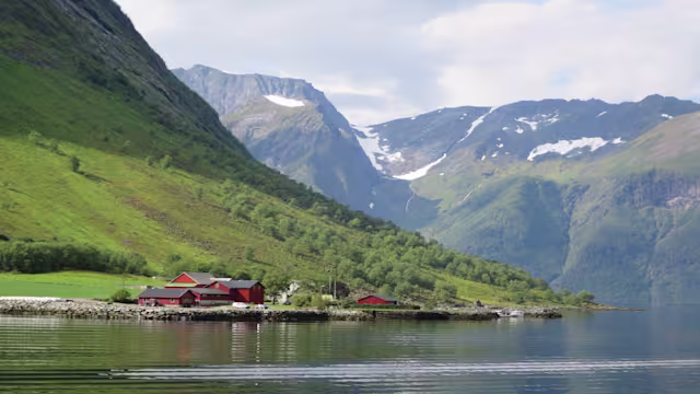 10 Nächte - Norwegens Fjordwelten mit Trondheim - ab/bis Bremerhaven