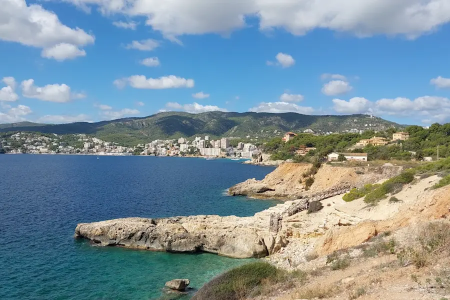 Südeuropa & Mittelmeer: Cagliari (Sardinien) & Palermo (Sizilien)