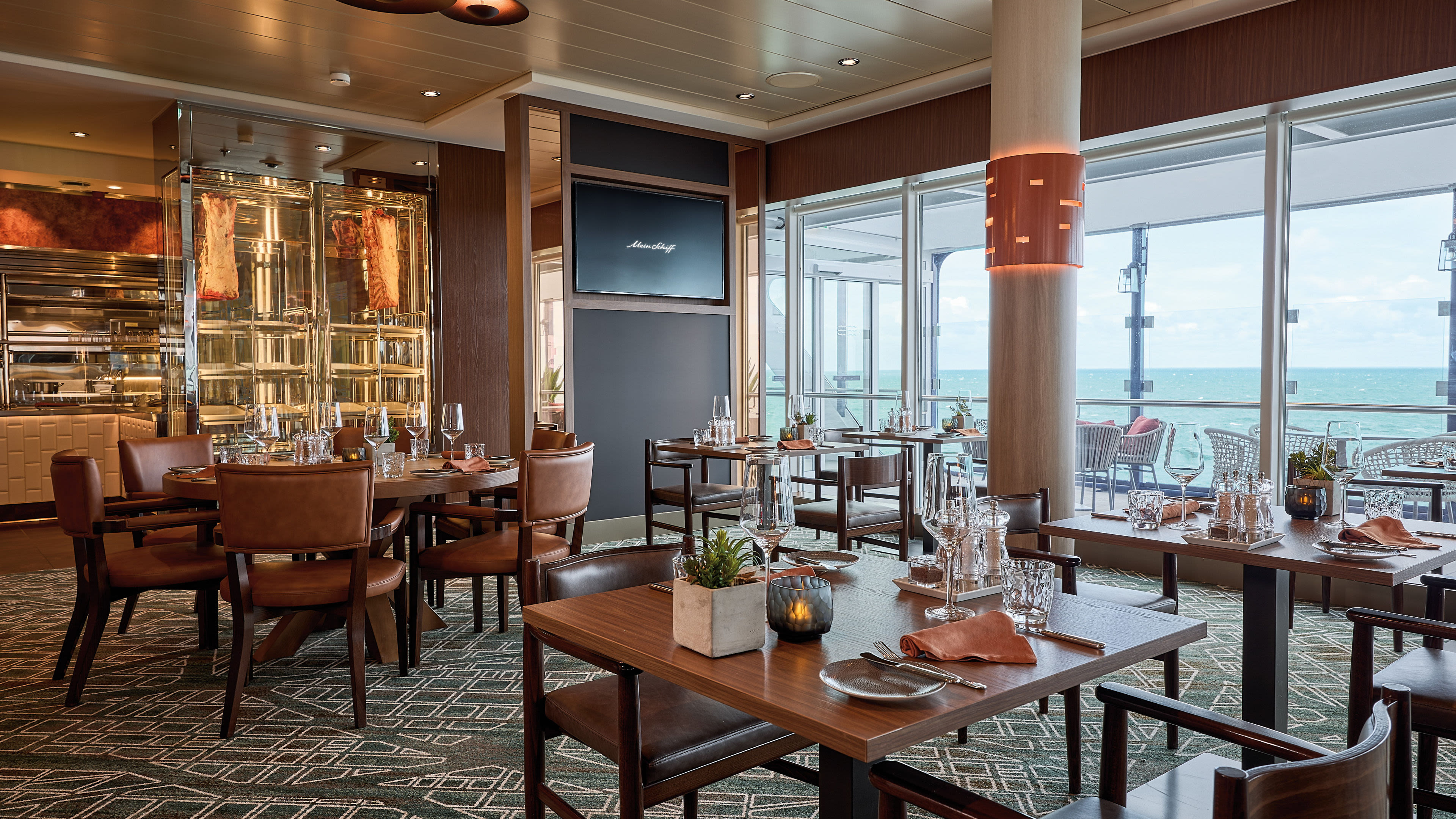 Surf & Turf - Steakhouse