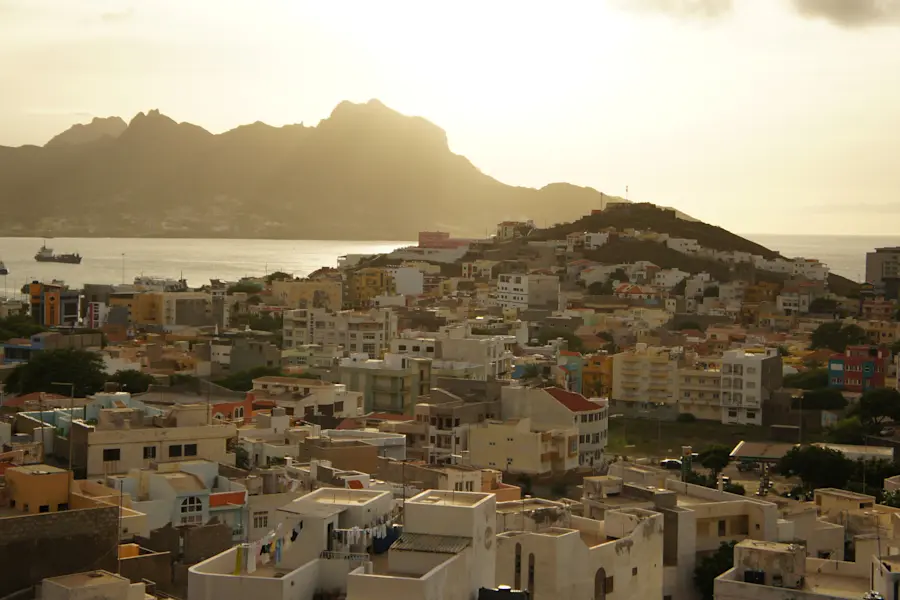 Kanaren: Mindelo (São Vicente) & Praia (Santiago)