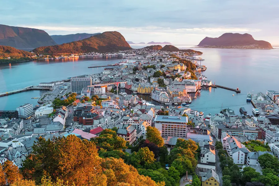 Nordland & Großbritannien: Bergen & Ålesund