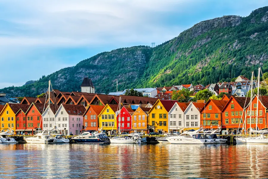 Nordland & Großbritannien: Flåm (Aurlandsfjord) & Nordfjordeid (Eidsfjord)