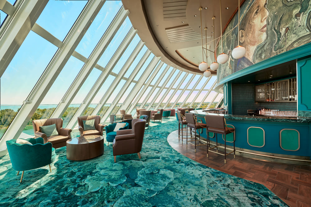 Captain’s Bar