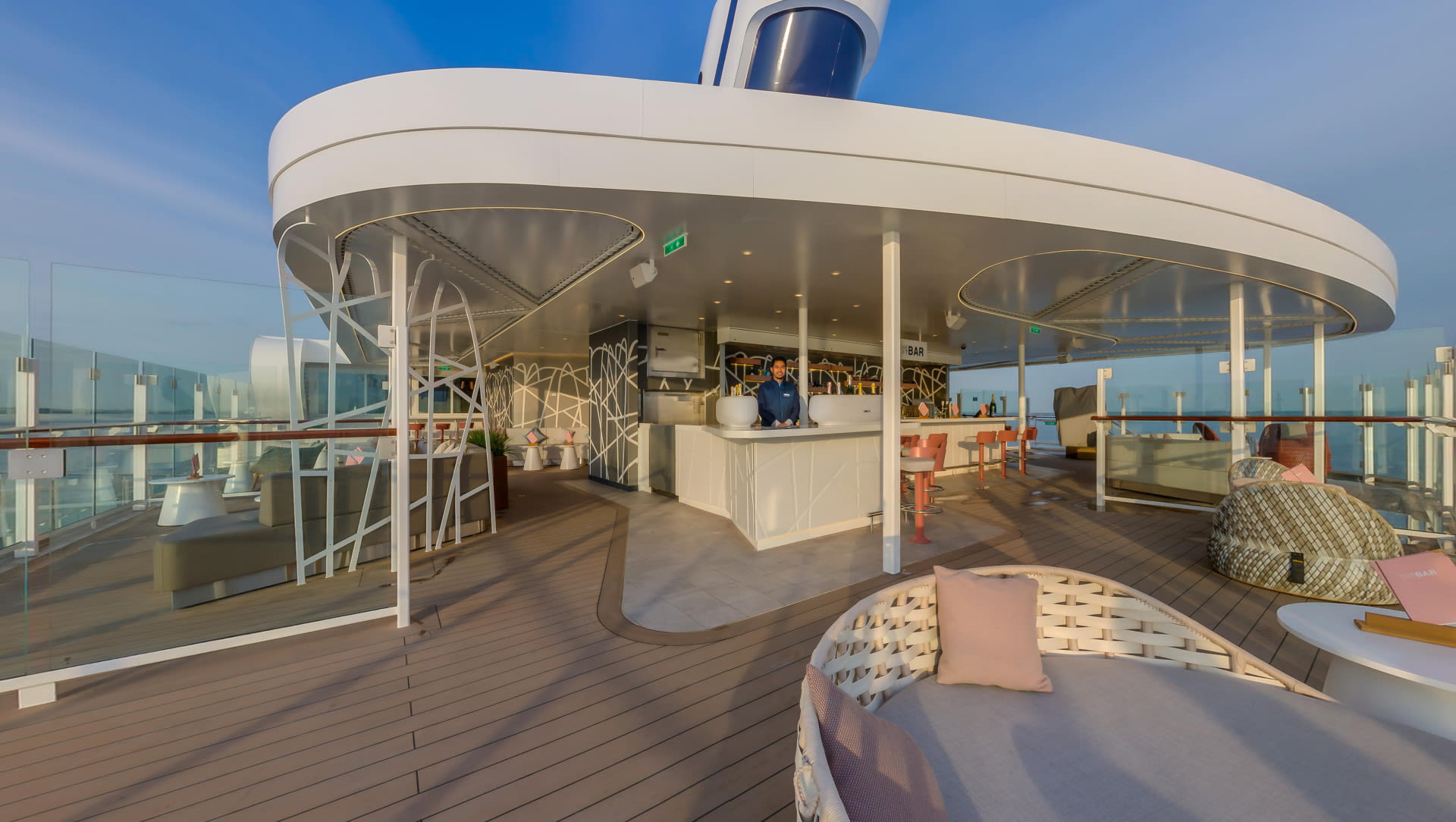 Virtual tour of the Hoheluft Bar