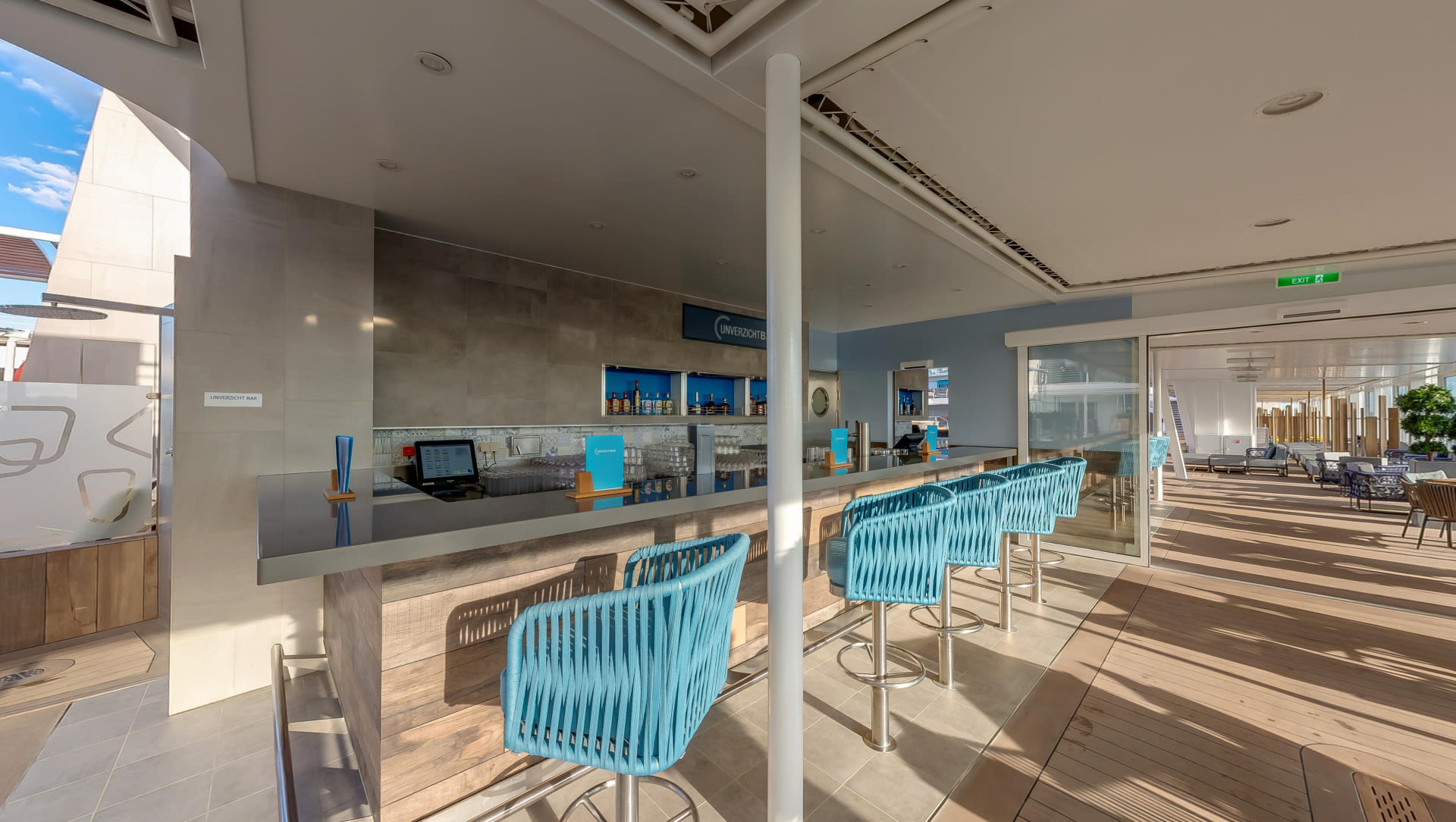 Virtual tour of the Unverzicht Bar