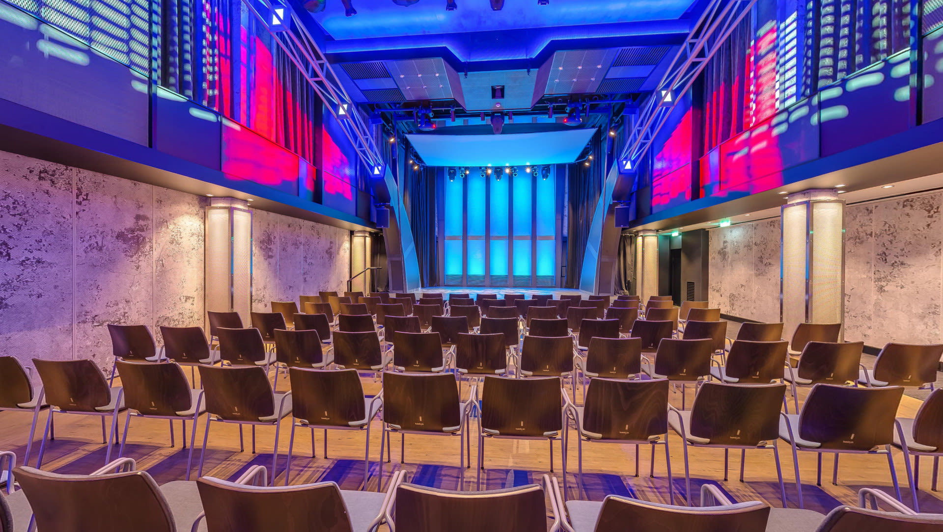 Virtual tour of the Studio