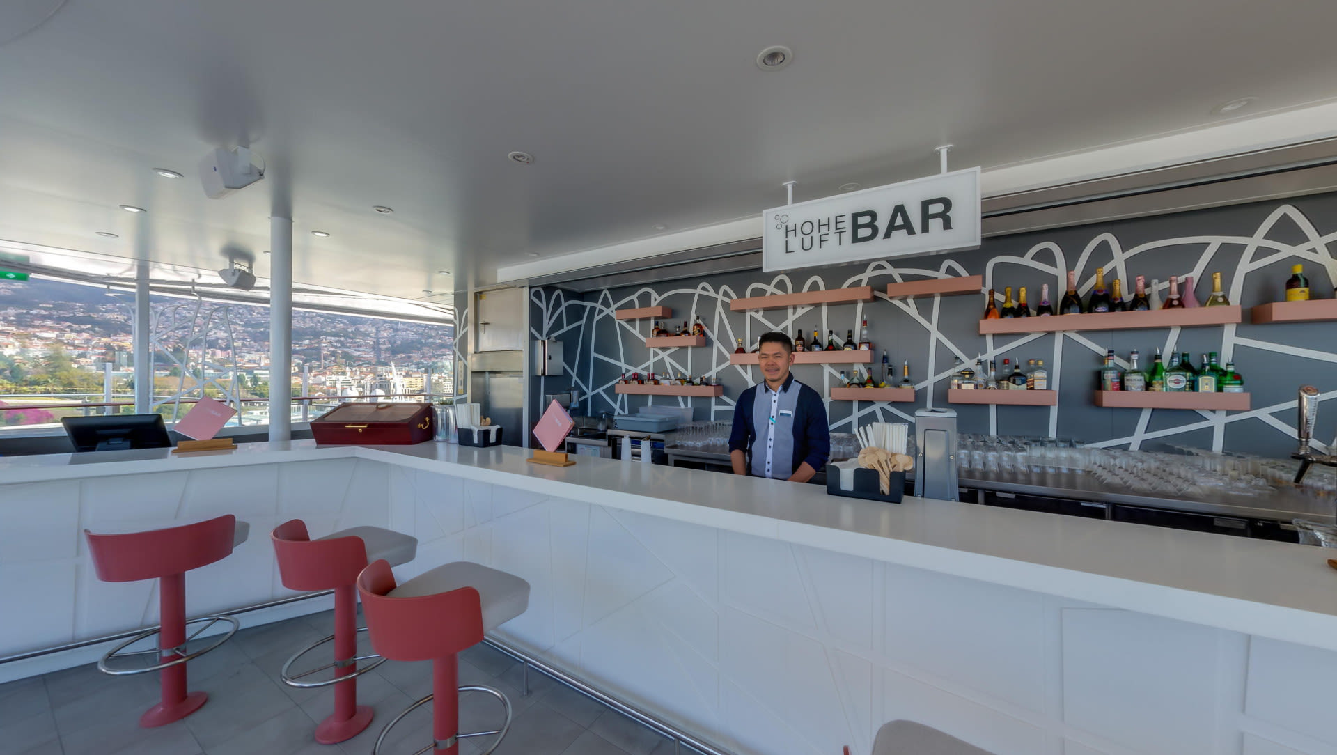 Virtual tour of the Hoheluft Bar
