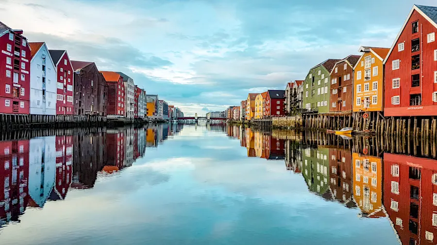 Nordland & Großbritannien: Ålesund & Nordfjordeid (Eidsfjord)
