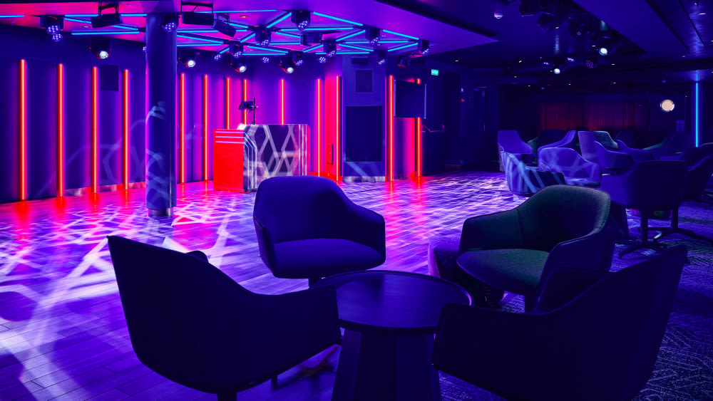 Virtual tour of the D4 – Club & Lounge