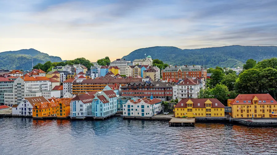 Nordland & Großbritannien: Stavanger & Nordfjordeid (Eidsfjord)
